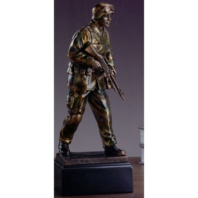 Camouflage Soldier w/Machine Gun Trophy & Rectangle Base (4.5"x11.5")