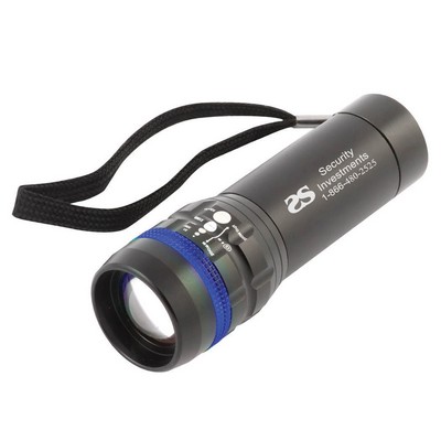 Zoom Dual Power Flashlight
