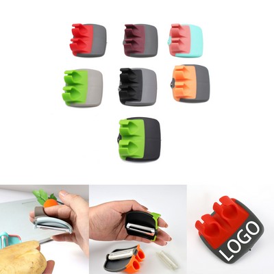 Finger Wearable Paring Knife