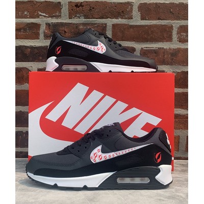 Nike Air Max – Swoosh & Spot Decorations