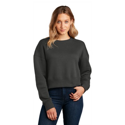 District ® Women's Perfect Weight ® Fleece Cropped Crew