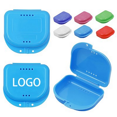Orthodontic Retainer Case with Vent Holes