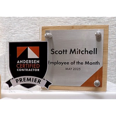 Desk SWAG Medium Side Mount Award