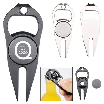 Multi-Functional Golf Green Fork