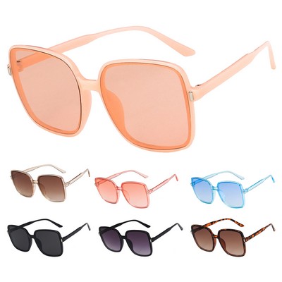 Fashion Sunglasses with Gradient Lenses