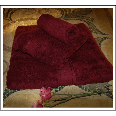 Bordeaux Red Crown Jewel 3-Piece Bath Set
