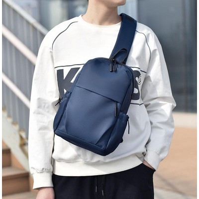 Lightweight and Large Capacity Commuting Shoulder Bag