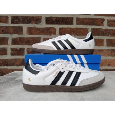 Adidas Samba OG - Spot Decoration