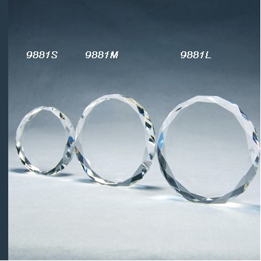 Round Upright Standing Crystal Trophy - Med (Laser Engraving)