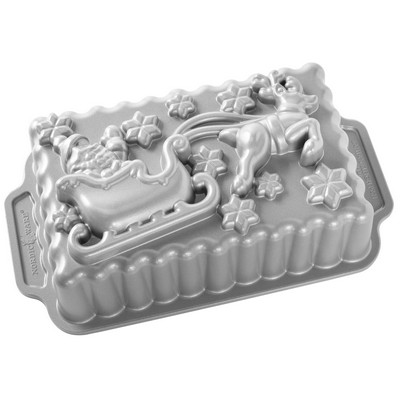 Nordic Ware Santa's Sleigh Loaf Pan