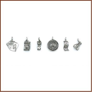 Set of 4 Gambling Stock Wine Charms On Card