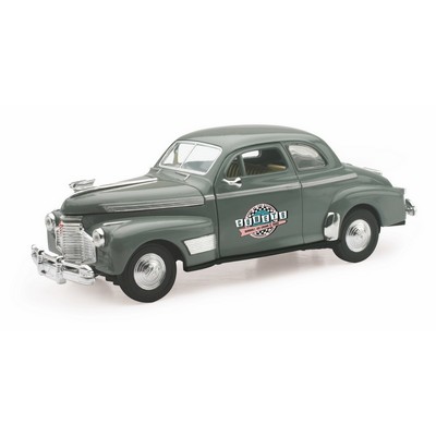 1/32 1941 Chevrolet® Deluxe 5 Passenger Coupe with Full Color Decals (Both Doors)