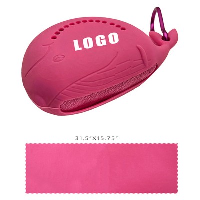 Sports Quick-Drying Towel with Whale-Shaped Silicone Case