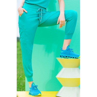 Med Couture Touch Double Cargo Jogger