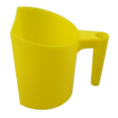 2QT Plastic Feed Scoop