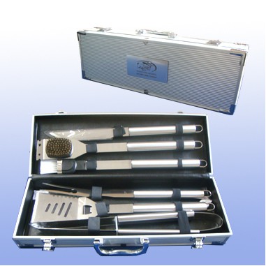 6 Piece Stainless Steel BBQ Set in Aluminum Case