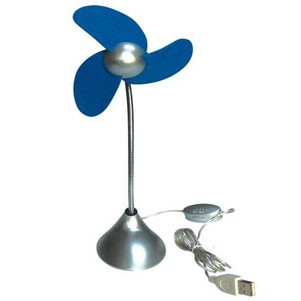 USB Mini Fan w/ 3 Curved Blades