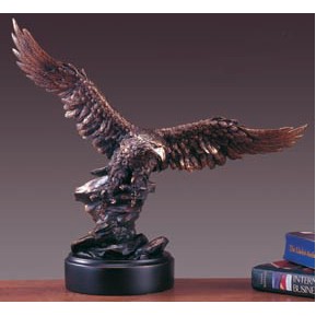 Eagle Trophy (17"x15")