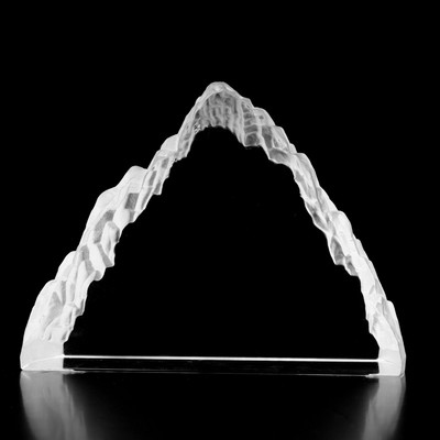 Alora Iceberg (3" x 4.3" x 1.6")