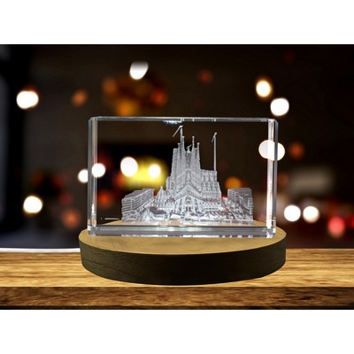 Sagrada Família 3D Engraved Crystal Souvenir w/LED Base
