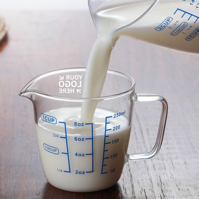 8 Oz. Glass Measuring Cup w/Lid