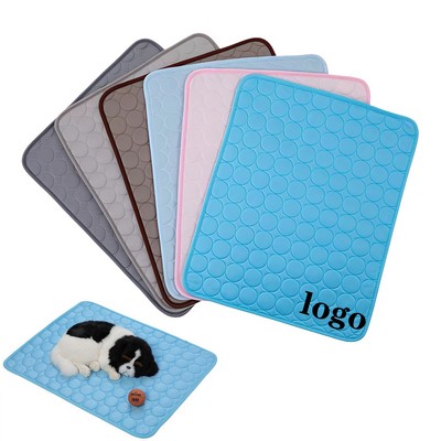 Portable Foldable Pet Cooling Mat For Indoor Outdoor Use