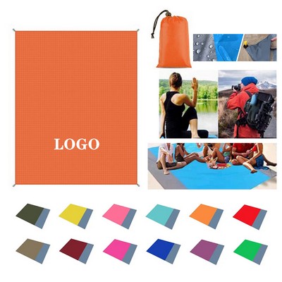 Portable Picnic Blanket with Grounding Nails