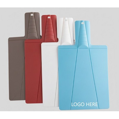 Plastic Cutting Board with Easy-Pour Design