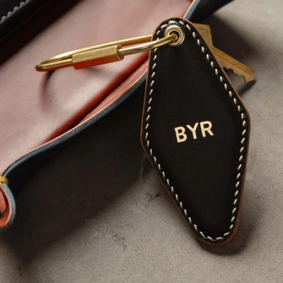 Rhombus-shaped Vintage Leather Key Chain