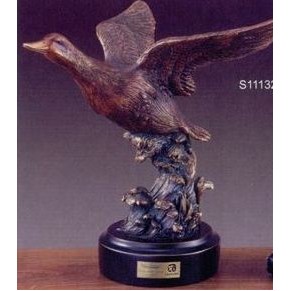 Duck On Waves Trophy w/ Round Base (9"x9")