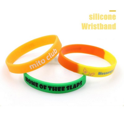 Customizable silicone wristband