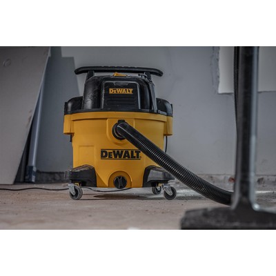 DeWalt 9 Gallon Wet/Dry Heavy-Duty Shop Vacuum