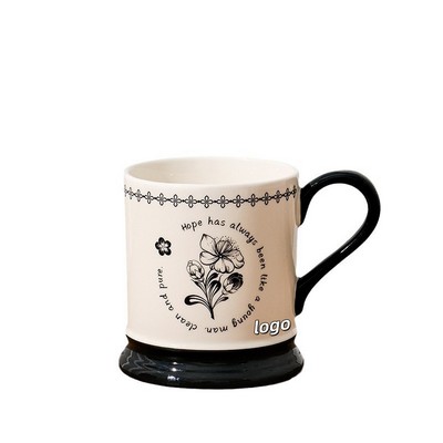 Vintage Style Ceramic Coffee Mug with Elegant Design