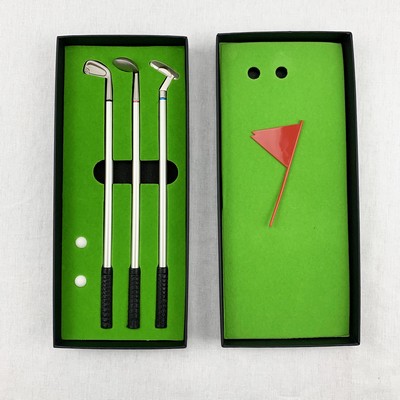 Long Style Golf Clubs Shape Metal Ballpoint Pen Box Set With Golf Mini Course And Flag
