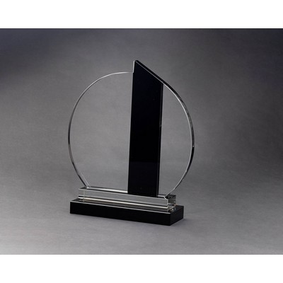 Brittany Award (6.7" x 0.5" x 7.9")