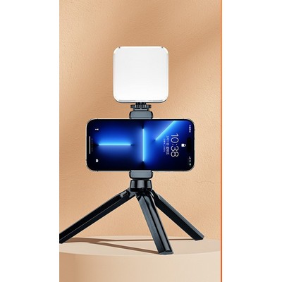 Led Light W/ Clip/Tripod