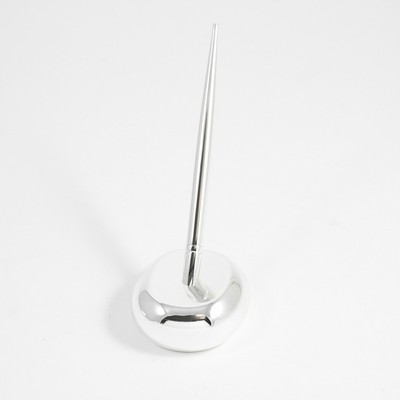 Pen Stand w/Pen