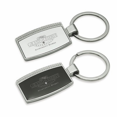 Stylish keychain in polished chrome finish, with mirror-like middle insert