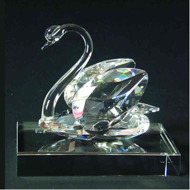 Crystal Swan on Crystal Base(Sand Blast)