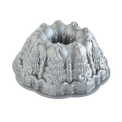 Nordic Ware Very Merry Bundt® Pan