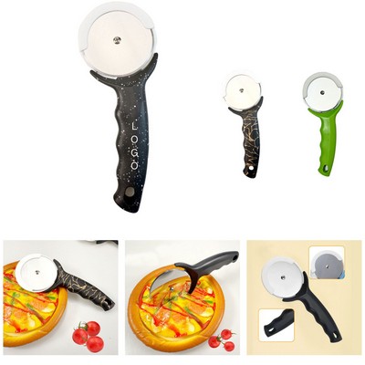 Pizza Cutter with Protective Cover